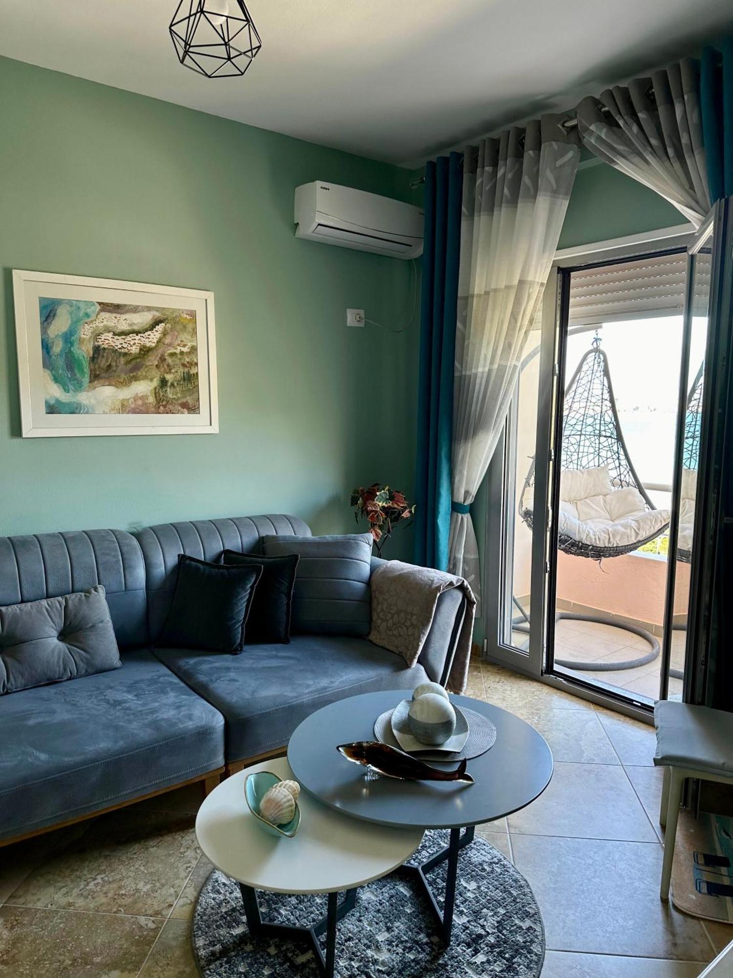 Beach Front Apartment Vlorë Eksteriør billede