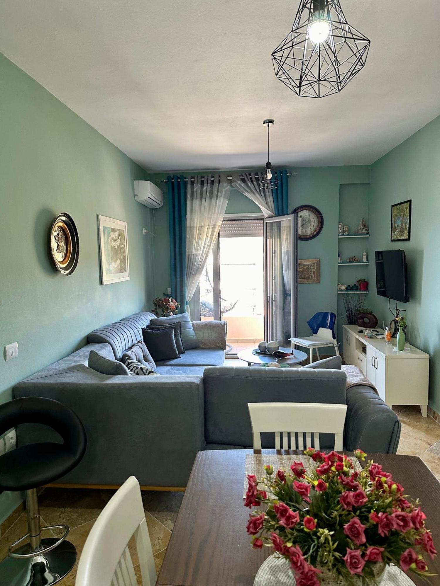 Beach Front Apartment Vlorë Eksteriør billede